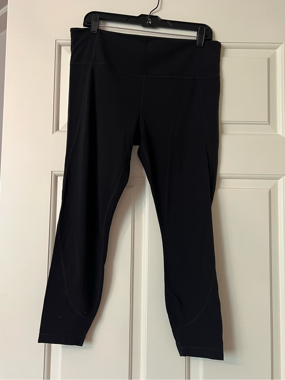 Athleta Capri Leggings